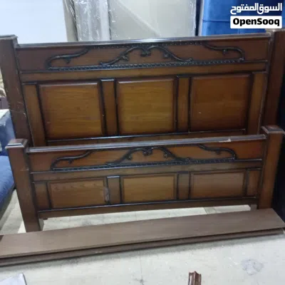 تخت مجوز مع 2