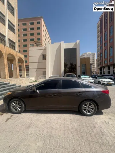 Hyundai Sonata Standard 3
