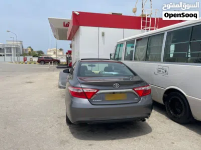 Toyota Camry SE 4