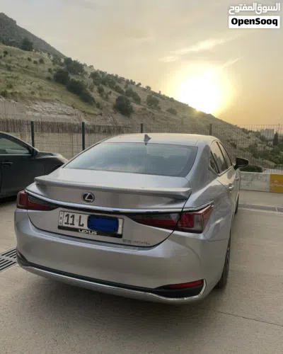 لەکسوس ES ES 300 2