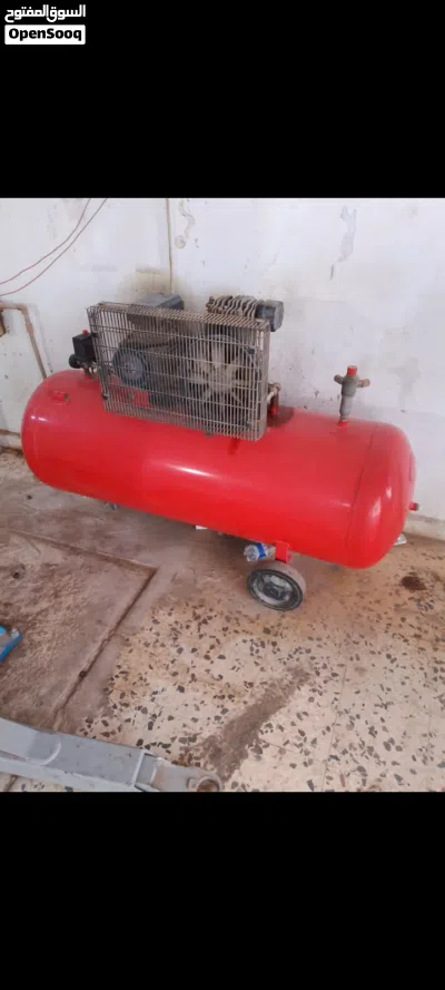 معدات ورشه متكامله للبيع شبه جديده 3