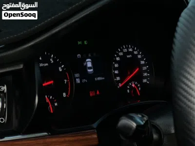 كيا كادينزا Premium 2