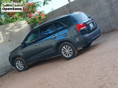 Kia Sorento EX 4
