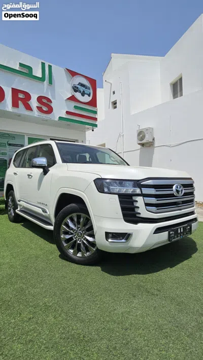 Toyota Land Cruiser GXR 4