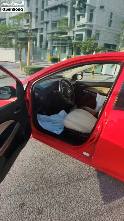 Mazda 2 Standard 4