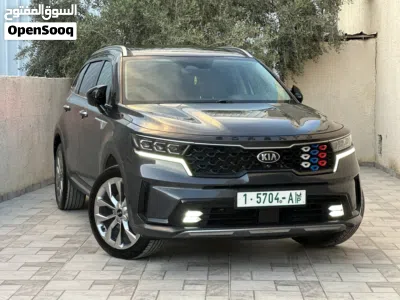 كيا سورينتو Standard 4