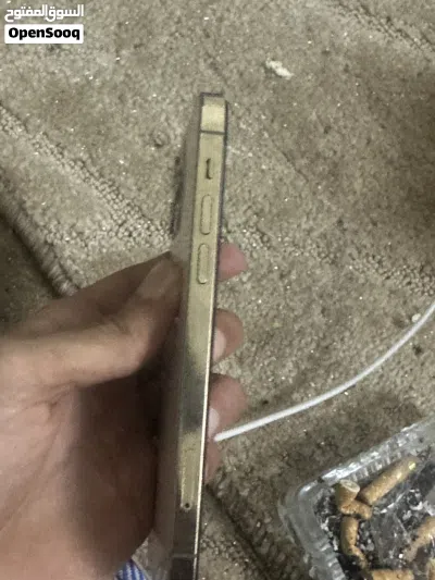 آيفون 12برو 2