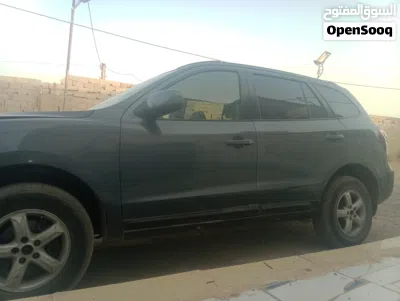 Hyundai Santa Fe Limited 4