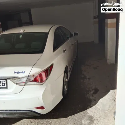 Hyundai Sonata Standard 2