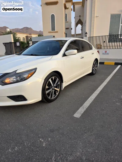 نيسان التيما SR 3