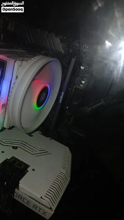 rtx 3070 b760 i3-13100F 3