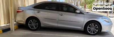 Toyota Camry SE 2