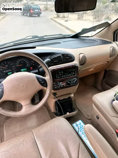 Chrysler Voyager LX 3