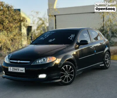 Chevrolet Optra LS 2