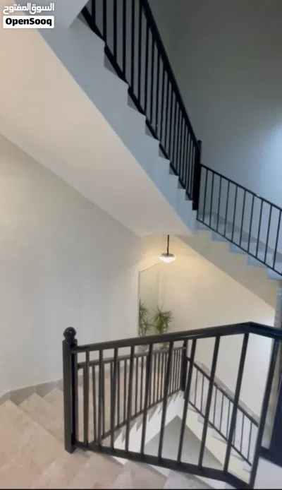 For Rent Amazing New Villa with Unique Design فيلا جديدة للإيجار مميزه المعبيلة المنطقة الخامسة 4