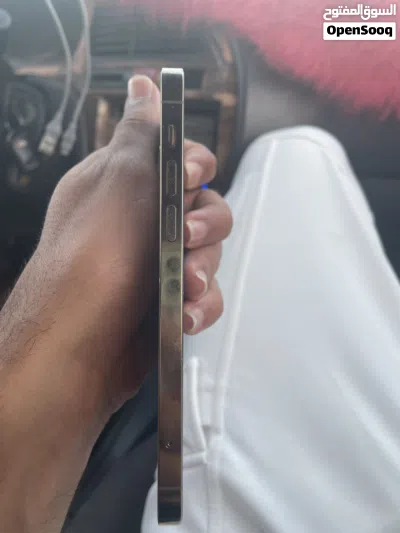 ايفون للبيع 3