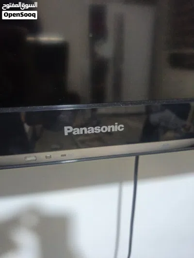 شاشة باناسونك 42 full hd تب نظافة مع ريموت وعلاقة هدية 4