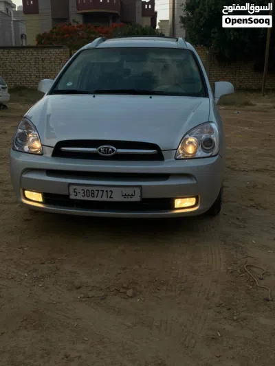 كيا كارينز X-Line 2