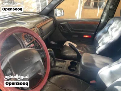 جيب جراند شيروكى Cherokee 4xe 2