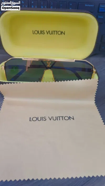 LOUIS VUITTON SUN GLASS 2