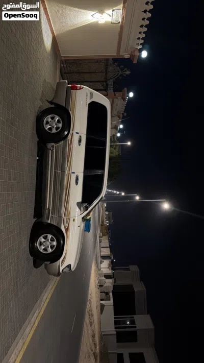 تويوتا لاند كروزر GXR 3