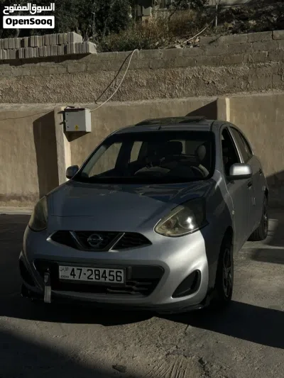 Nissan Micra Standard 2