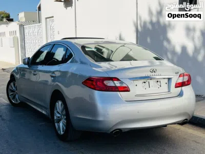 Infiniti M37 Base 4