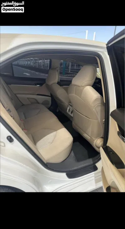 Toyota Camry SE 4