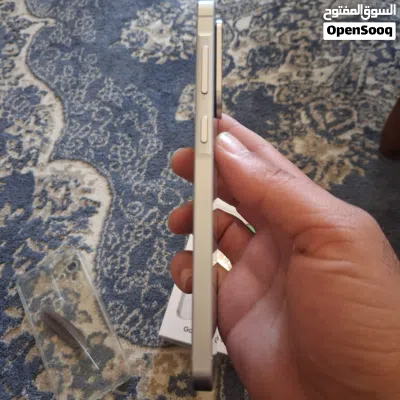 جالاكسي A56 سامسونج أبيض مستعمل بحالة ممتازة ذاكرة 256 ورام 12أفضل نسخة من فئته 4
