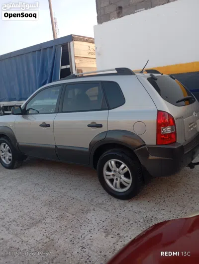 Hyundai Tucson GL 4