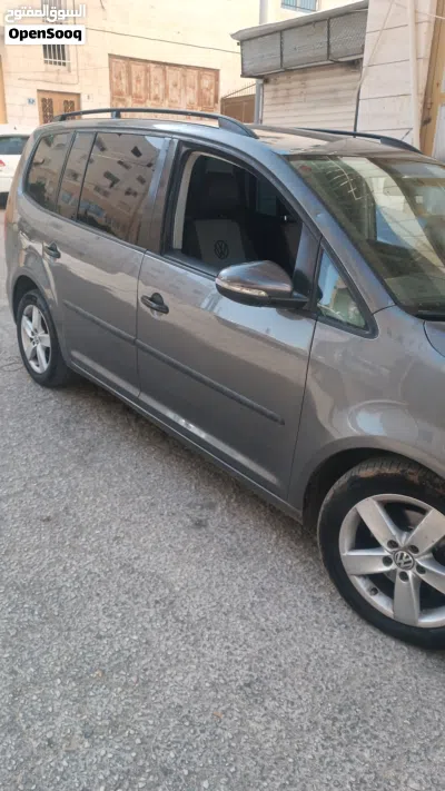 Volkswagen Touran Standard 2