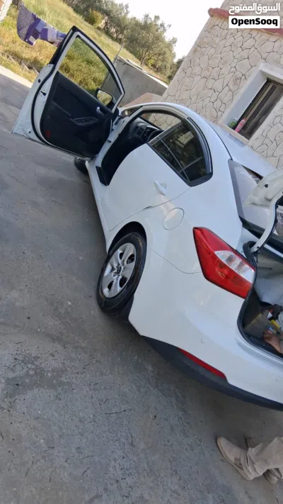 Kia Cerato EX 4