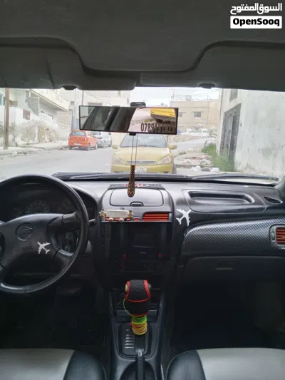 Nissan Sunny Standard 4