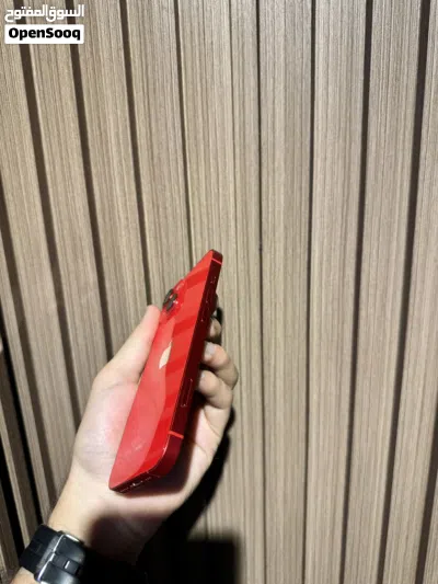 iPhone 14 128g بحالة ممتازة كفالة استرداد نقدي نظيف جداً مع هديه كفر و لزقه 4