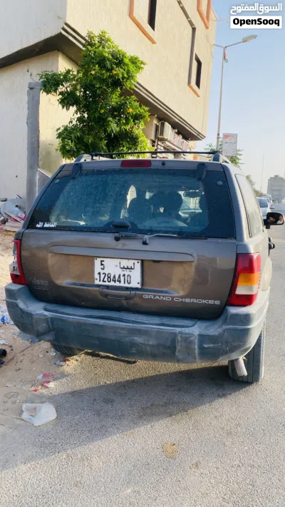 جيب جراند شيروكى Laredo 4