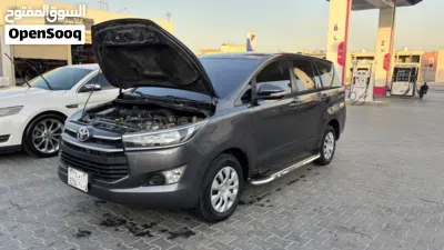 Toyota Innova SE 3