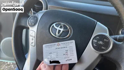 Toyota Prius Prius C 3