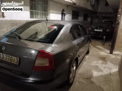 سكودا اوكتافيا Standard 4