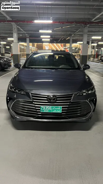 Toyota Avalon XLE 2