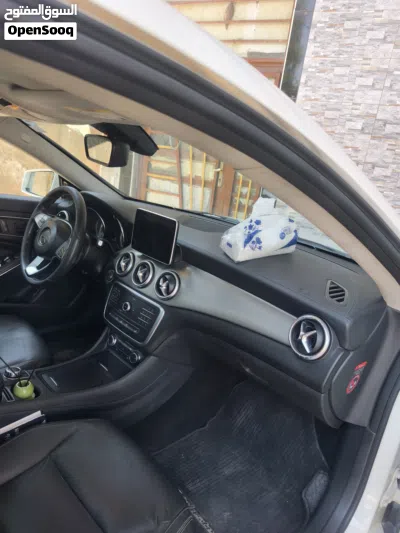 Mercedes Benz CLA-CLass CLA 200 2
