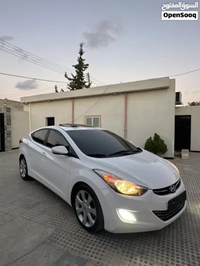 Hyundai Elantra Limited 2