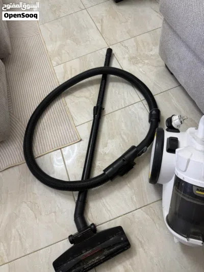 مكنسة KARCHER 4