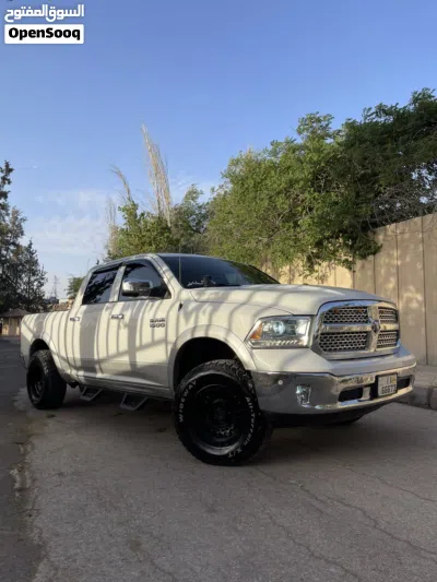 Dodge Ram Laramie 4