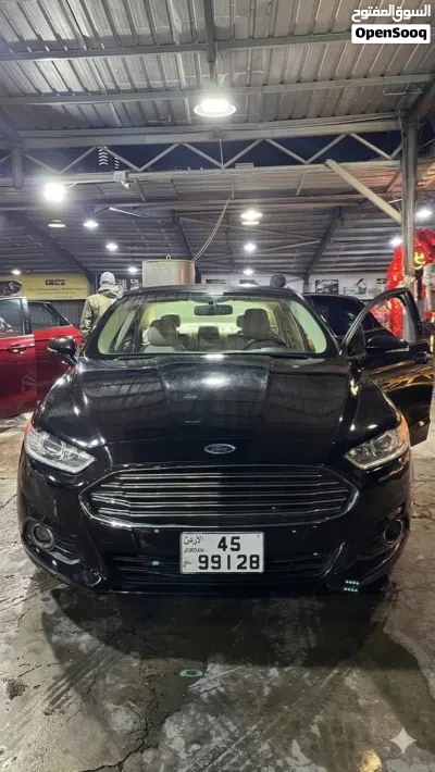 فورد فيوجن Standard 2