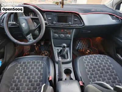 سيات ليون Standard 3