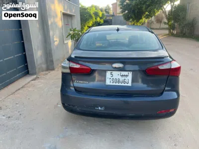 Kia Cerato Standard 3