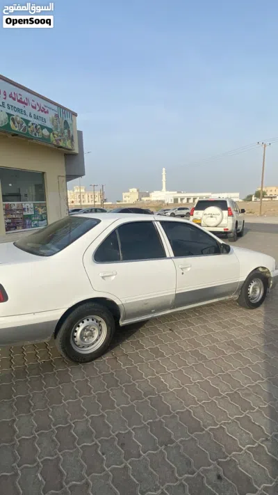 نيسان صني S 4