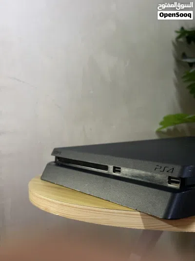 PlayStation 4 3
