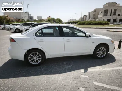 Mitsubishi Lancer ES 4