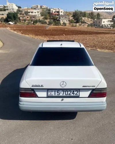 Mercedes Benz E-Class E 200 2